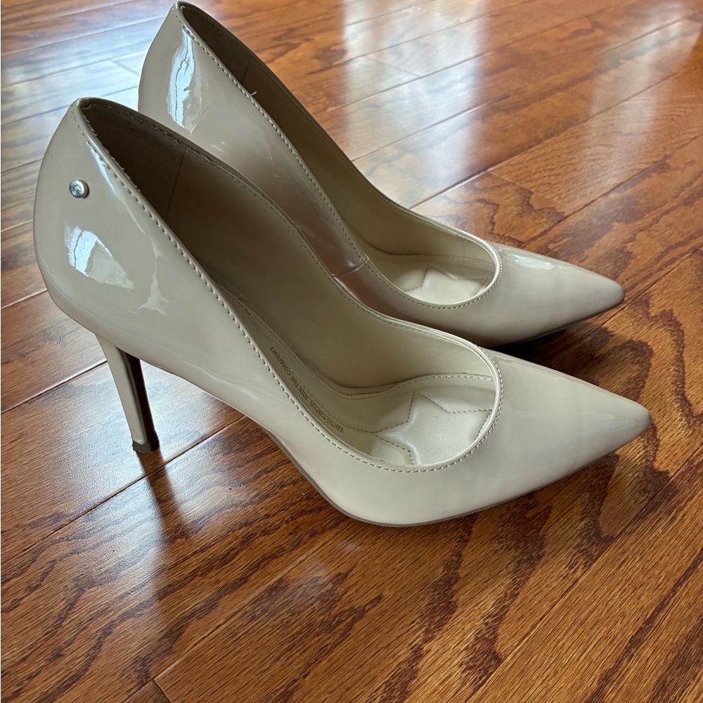 Sam Edelman nude pumps